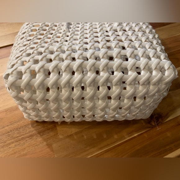 White Handmade Beach/Market Bag - Picture 5 of 5